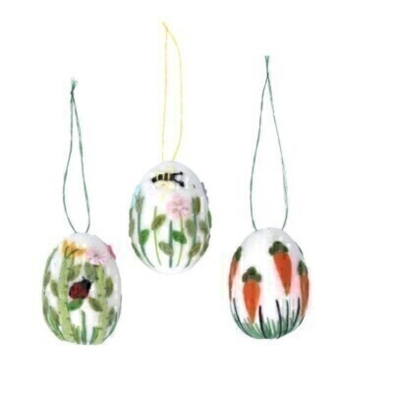 If you are looking for some Easter decorations for your Easter Tree then be sure not to miss these wool patterned Easter Egg hanging decorations by designer Gisela Graham.  Choice of 3 available - ladybird or bee or carrot design (please specify when ordering which one you would like) Comes complete with string to hang.